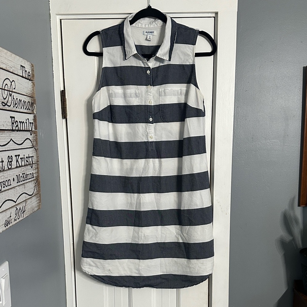 Old Navy Cotton Navy and White Striped Sleeveless Shirt Dress